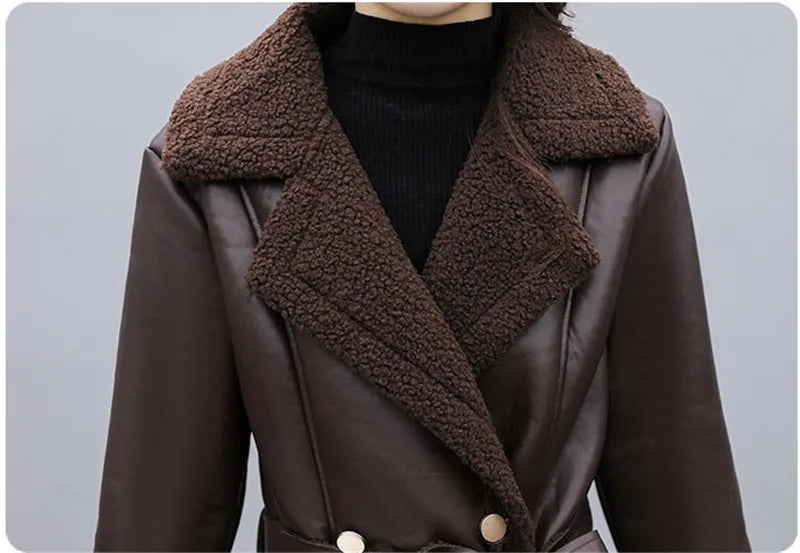 Fourrure et manteau en cuir