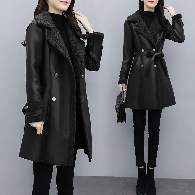 Fourrure et manteau en cuir